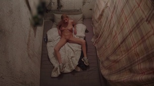 4. Download full pics of Da elegante a volgare in meno di un'ora from clubbdsm.com