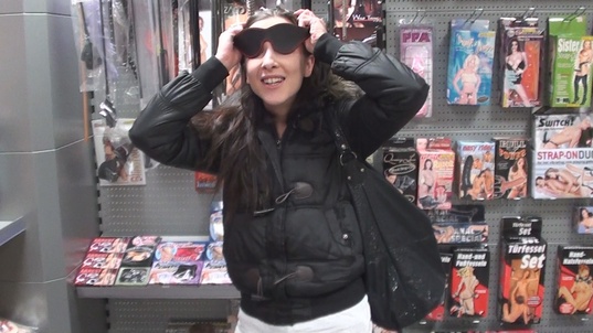 8. Download full pics of Crazy Czech couple from czechamateurs.com