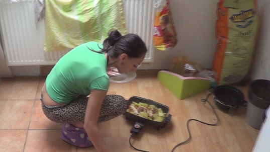 8. Download full pics of Sex addict from czechamateurs.com