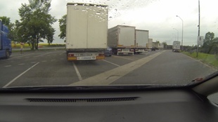 8. Download full pics of 精液满溢的18岁少女 from czechbitch.com