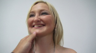 4. Download full pics of Zuzana (24) from czechcasting.com