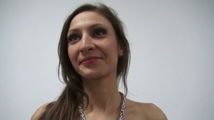 2. Download full pics of Simona (23) from czechcasting.com