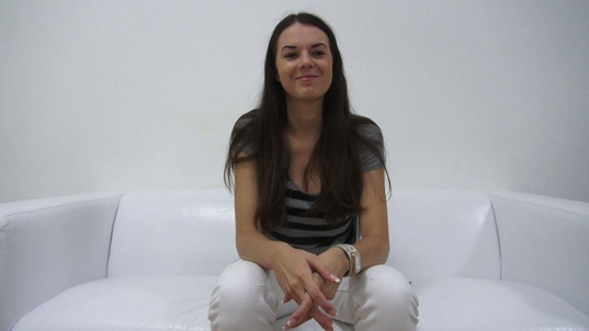 1. Download full pics of Nikol (25) from czechcasting.com