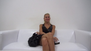 1. Download full pics of Marcela (29) from czechcasting.com