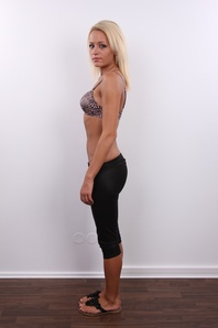 4. Download full pics of Adela (23) from czechcasting.com