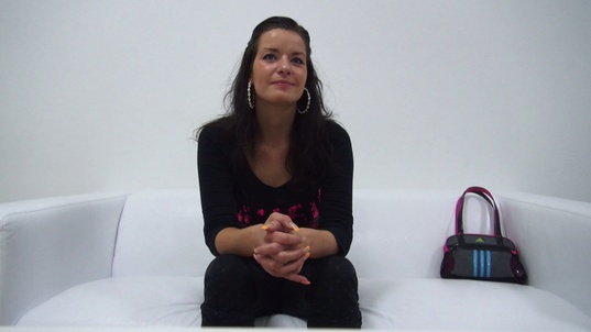 1. Download full pics of Bedriska (21) from czechcasting.com