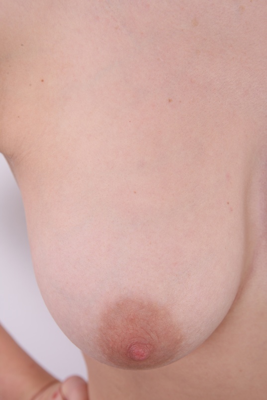 9. Download full pics of Sarka (22) from czechcasting.com