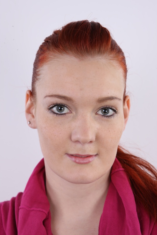 1. Download full pics of Monika (21) from czechcasting.com