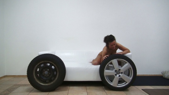 2. Download full pics of Monika (20) from czechcasting.com