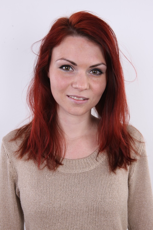 3. Download full pics of Martina (23) from czechcasting.com