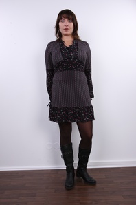 2. Download full pics of Lenka (31) from czechcasting.com