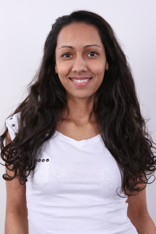 1. Download full pics of Michaela (25) from czechcasting.com