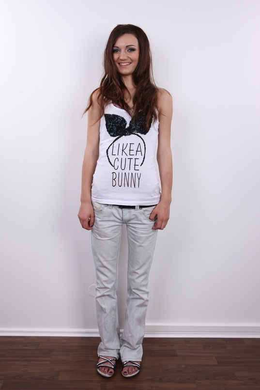 2. Download full pics of Adela (18) from czechcasting.com