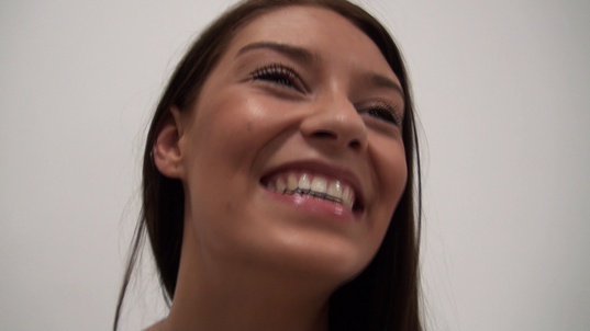 3. Download full pics of Natalie (21) from czechcasting.com