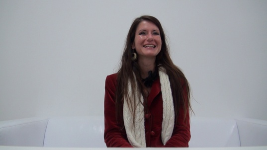 1. Download full pics of Pavlina (24) from czechcasting.com