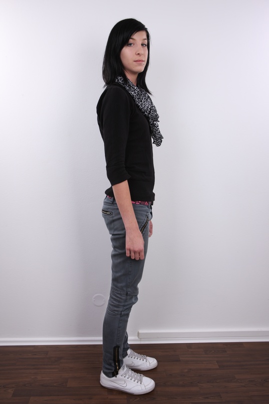 3. Download full pics of Barbora (20) from czechcasting.com