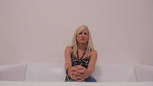 1. Download full pics of Sandra (24) from czechcasting.com