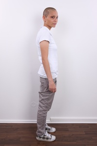 5. Download full pics of Emilie (21) from czechcasting.com