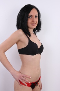 9. Download full pics of Eva (20) from czechcasting.com