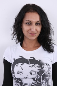 3. Download full pics of Monika (28) from czechcasting.com