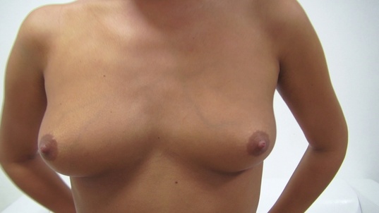 3. Download full pics of Zuzana (26) from czechcasting.com