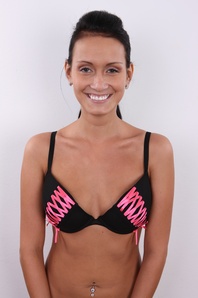 5. Download full pics of Zuzana (26) from czechcasting.com