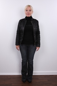 2. Download full pics of Dara (46) from czechcasting.com