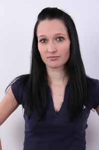 3. Download full pics of Petra (23) from czechcasting.com