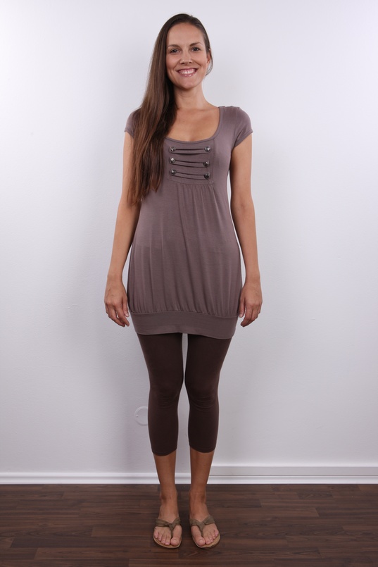 2. Download full pics of Zuzana (31) from czechcasting.com