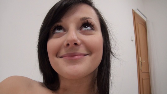 9. Download full pics of Renata (18) from czechcasting.com