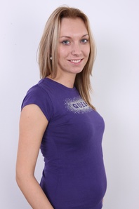 5. Download full pics of Lucie (22) from czechcasting.com