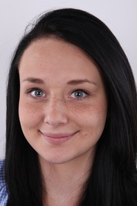 1. Download full pics of Lucie (18) from czechcasting.com