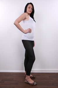 5. Download full pics of Lucie (18) from czechcasting.com