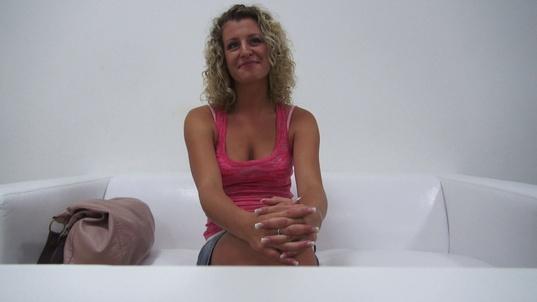 1. Download full pics of Ivana (26) from czechcasting.com