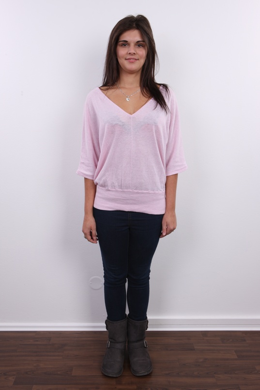 2. Download full pics of Nikola (20) from czechcasting.com