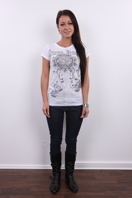 2. Download full pics of Kristyna (25) from czechcasting.com