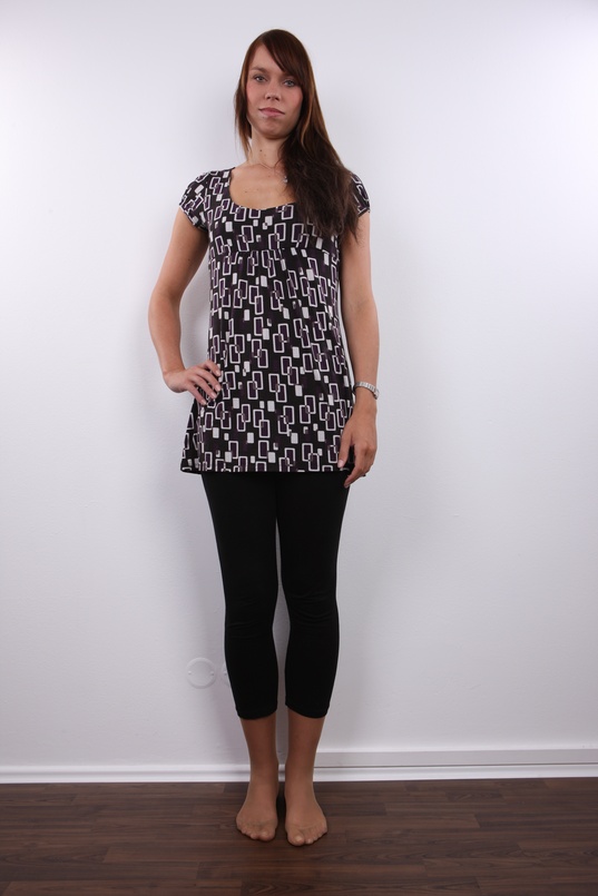 2. Download full pics of Martina (21) from czechcasting.com