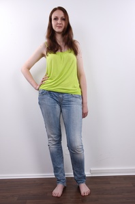 2. Download full pics of Petra (24) from czechcasting.com