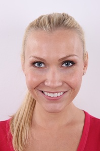 1. Download full pics of Michaela (25) from czechcasting.com