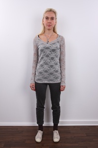 2. Download full pics of Polina (18) from czechcasting.com