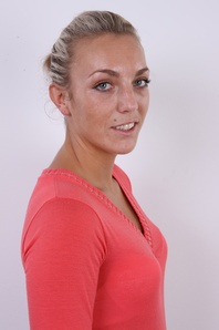4. Download full pics of Martina (21) from czechcasting.com