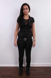 2. Download full pics of Erika (20) from czechcasting.com