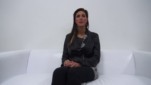 1. Download full pics of Dominika (20) from czechcasting.com