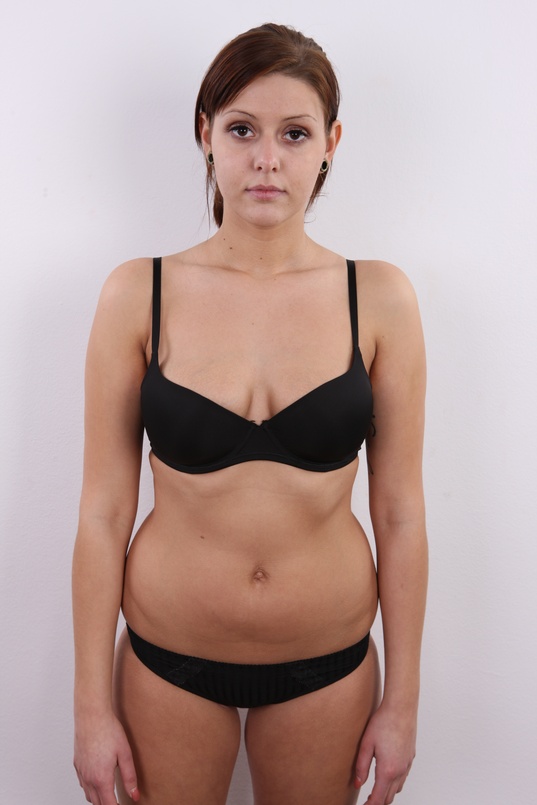 10. Download full pics of Denisa (21) from czechcasting.com