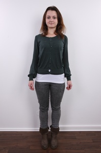 2. Download full pics of Eliska (18) from czechcasting.com