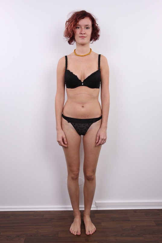 6. Download full pics of Tereza (19) from czechcasting.com