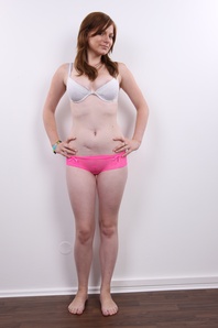 6. Download full pics of Sabrina (18) from czechcasting.com