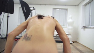 6. Download full pics of Nikol (21) from czechcasting.com