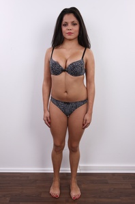 7. Download full pics of Martina (21) from czechcasting.com