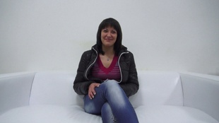 1. Download full pics of Nikola (19) from czechcasting.com